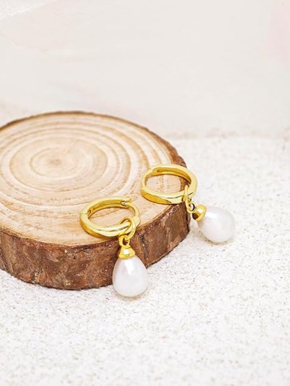 Gold & Pearl Jewelry Bundle – Ring (Size 8), Necklace, Bracelet & Dangle Earring - Picture 4 of 10